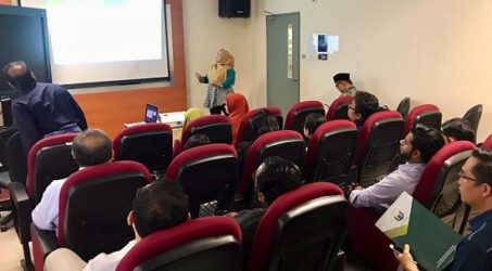 Dosen Unusa Surabaya Beri Kuliah di Universiti Malaysia Sabah
