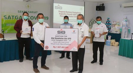SIG Serahkan Bantuan APD dan Alat Kesehatan ke RS Semen Gresik   
