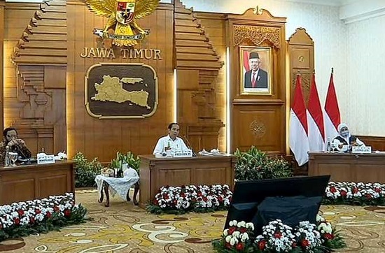 Presiden Jokowi Gubernur Khofifah