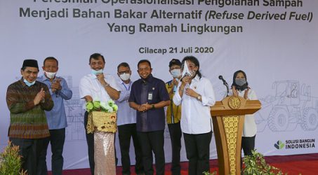 SIG Olah Sampah Jadi Bahan Bakar Alternatif