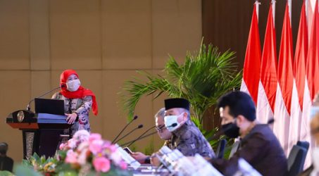 Khofifah Dorong Bupati-Wali Kota Maksimalkan Serapan Belanja APBD