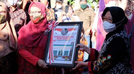 Risma Bangga, Rumah Kelahiran Bung Karno Diserahkan Ahli Waris ke Pemkot Surabaya