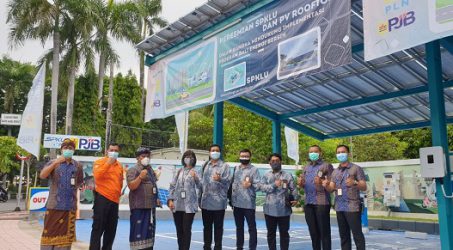 Ciptakan Green Energy di Bali, PJB Hadirkan PLTS Atap