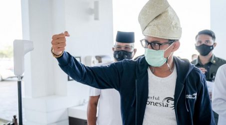 Kunjungan Wisman Anjlok 84%, Sandiaga Semangati Pelaku Parwisata Kepri