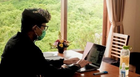 Sandiaga Ajak Profesional Bekerja dari Bali, 80% Masyarakat Bergantung Parekraf
