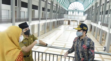 Wagub Emil Resmikan Penggunaan Pasar Pon Trenggalek Hasil Rekonstruksi