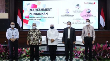 Bank Jatim Gelar Refreshment Perbankan, Menjadi BPD Paling Strategis di Indonesia