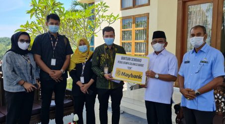 Salurkan Rp180 Juta, Kepedulian Maybank Indonesia Buat Korban Bencana