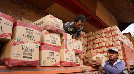 SIG Salurkan 12.100 Paket Sembako Senilai Rp 1,4 Miliar Sambut Idul Fitri 1442 H