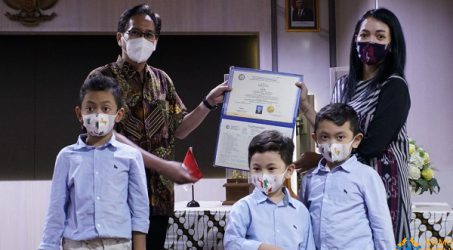 Sematkan Gelar MMT, Penghargaan ITS Buat Letkol Whilly Awak KRI Nanggala-402