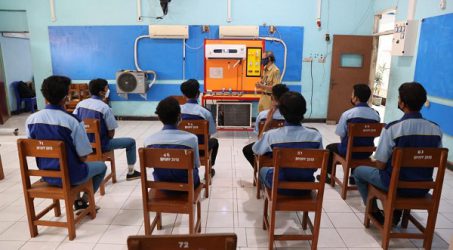 Hari Ini Siswa SMA/SMK Mulai Pembelajaran Tatap Muka Terbatas