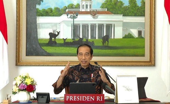 Presiden Jokowi menyoroti lima provinsi dengan kenaikan kasus paling tinggi.