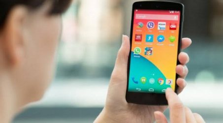 Benarkah Dark Mode Cegah Mata Lelah Gunakan Ponsel