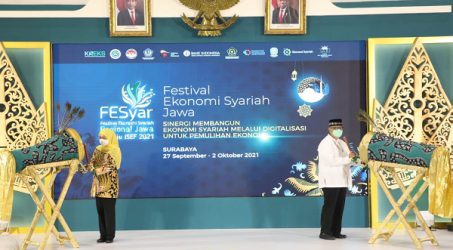 Deklarasi Rumah Kurasi Penguatan UMKM Syariah Warnai Pembukaan Fesyar Jawa 2021