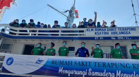 Rumah Sakit Terapung Unair Layari 14 Pulau di Perairan Madura Demi Vaksinasi Masyarakat