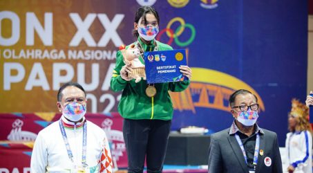 Alisya Mahasiswi Pengobatan Tradisional Unair Raih Emas Wushu PON XX Papua