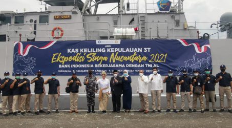 Pangkoarmada II Lepas KRI Singa-651 Dukung BI Layani Pulau Terdepan, Terluar, Terpencil