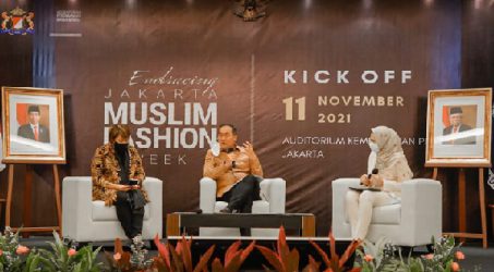 Embracing Jakarta Muslim Fashion Week Kukuhkan Indonesia Pusat Busana Muslim Dunia