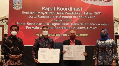 Bank Jatim Kerja Sama Dinas Pendidikan Salurkan Dana BOS Semua Jenjang Sekolah