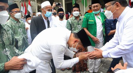 Wali Kota Eri : Surabaya Siap Jadi Tuan Rumah Seabad Nahdlatul Ulama