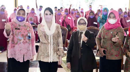 Arumi Ajak Lansia Lebih Produktif dan Berdaya Guna