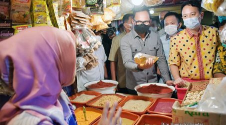 Wamendag Sidak Pasar di Bogor, Stok dan Harga Bapok Aman