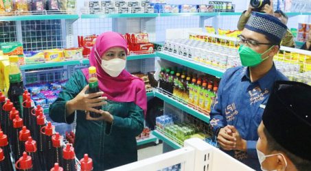 Berdayakan Ekonomi Pesantren, Gubernur Khofifah Luncurkan Grab OPOP Mart