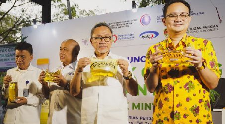 Mendag Zulhas Luncurkan Minyakita Rp14.000 Per Liter