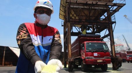 Pertamina Patra Niaga Salurkan Produk Granular Sulfur Perdana, Penuhi Kebutuhan Sulfur Industry Petrokimia di Jatim