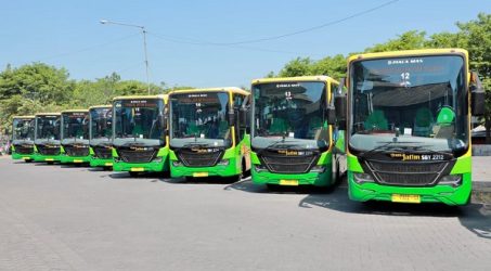 HUT Ke-77 Jatim, Gubernur Khofifah: Monggo Nikmati Bus Trans Jatim Gratis Satu Hari Penuh
