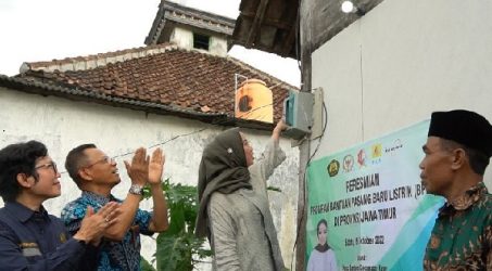 5.740 Warga Pra Sejahtera di Bojonegoro, Tuban, dan Lamongan Terima Bantuan Listrik Gratis