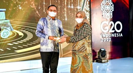 SIG Raih Tiga Penghargaan dari Kementerian ESDM