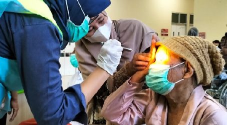 Keikhlasan Tim Nakes  Layani Masyarakat Terpencil Pulau Kangean