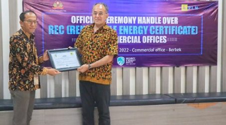 Melalui Renewable Energi Certificate, PLN Penuhi 291.347 MWh Listrik Hijau Kebutuhan Pelanggan Jawa Timur