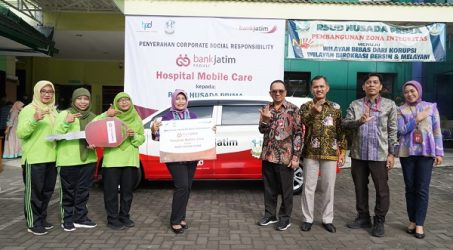 Bank Jatim Serahkan Hospital Mobile Care ke RSUD Husada Prima Surabaya