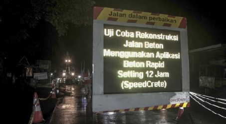 SIG Berhasil Uji Coba Aplikasi Beton Cepat Kering di Jalan Raya Karangawen Semarang-Godong