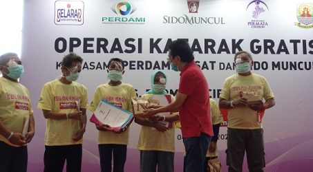 Sido Muncul Fasilitasi Operasi Gratis 200 Penderita Katarak di Cirebon