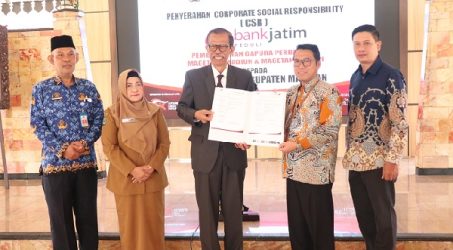 Bank Jatim Bantu Pembangunan Gapura Perbatasan Kabupaten Magetan