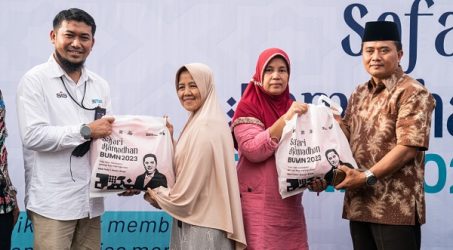 SIG Salurkan 1.000 Paket Sembako Murah di Safari Ramadan BUMN 2023 Tangerang Selatan