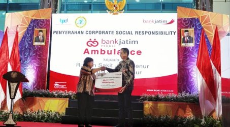 Bank Jatim Serahkan Bantuan CSR Ambulans ke RSJ Menur