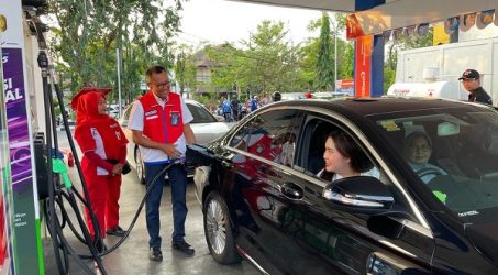 Pertamina Jual BBM Ramah Lingkungan Berbasis Nabati di Surabaya