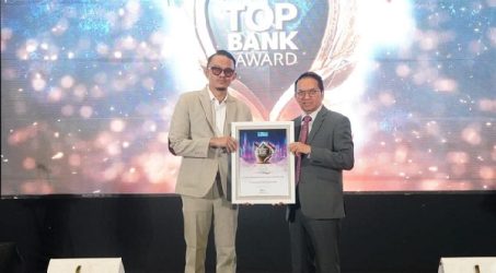 Bank Jatim Raih Penghargaan Top Bank 2024 dari The Iconomics