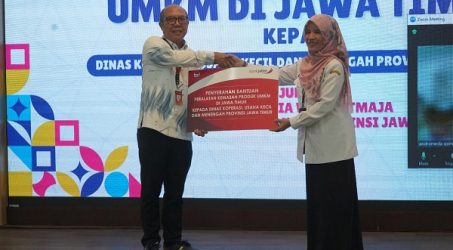 Tingkatkan Daya Saing UMKM,  Bank Jatim Bantu Peralatan Kemasan Produk