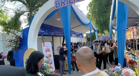 Gelar Bazar UMKM BRILiaN, BRI BO Manukan Dorong Transaksi Nontunai