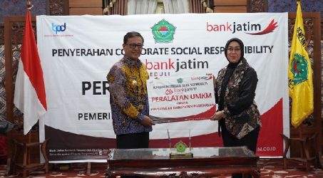 Dukung Kemajuan UMKM Pamekasan, Bank Jatim Salurkan CSR Peralatan Produksi