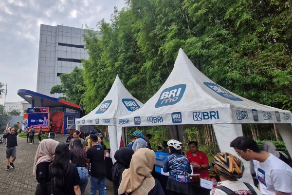 BRI Kapas Krampung Gelar Tunjungan Loop Genjot Transaksi QRIS bagi Komunitas Pecinta Olahraga