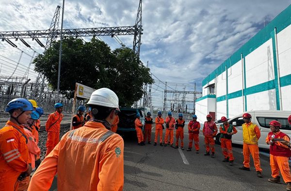 PLN UIT JBM Siagakan 1.390 Personel Selama 24 Jam Jaga Perayaan Imlek di Jatim