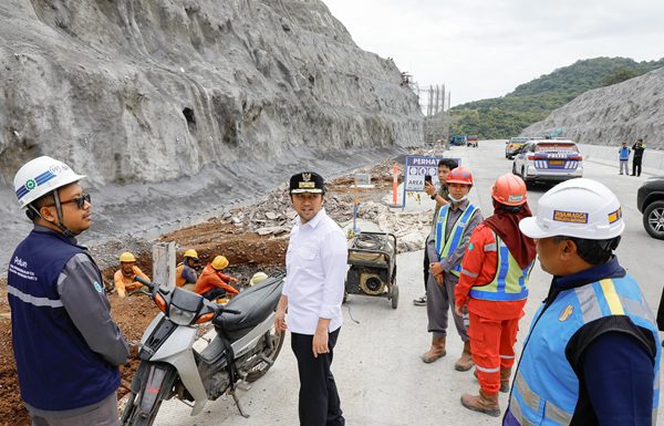 Jalur Tol Gending-Besuki Dikebut, Wagub Emil Pastikan Dibuka H-10 Lebaran 2026