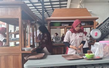 Transaksi Digital BRI Krian Dorong UMKM Dilla Food Naik Kelas